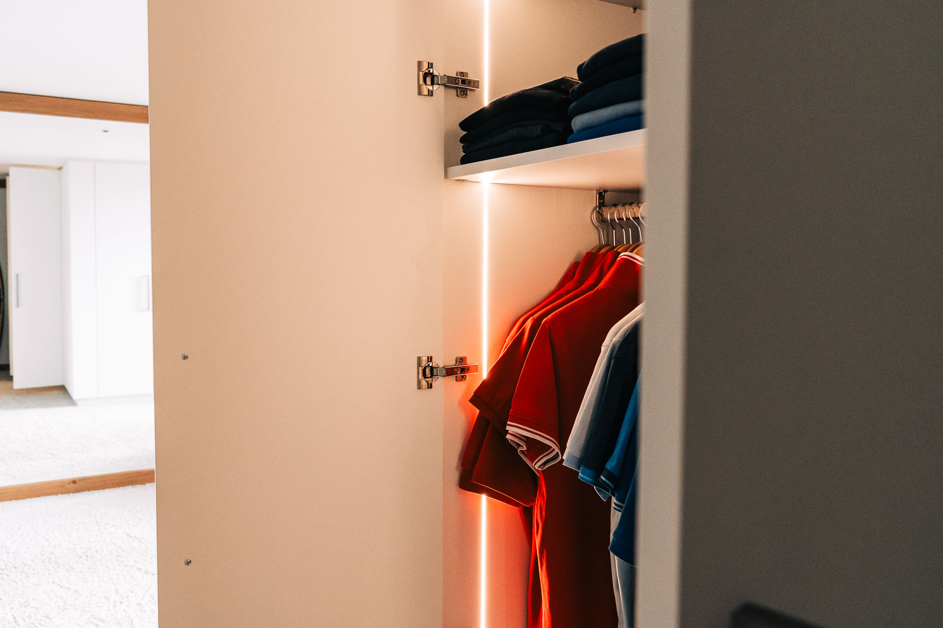 Schreinerei Prell - Kleiderschrank